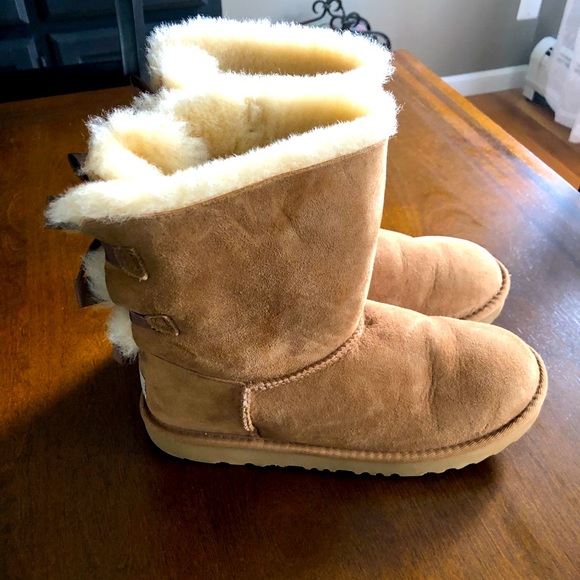 Bailey Bow II Boot - Picture 1 of 3